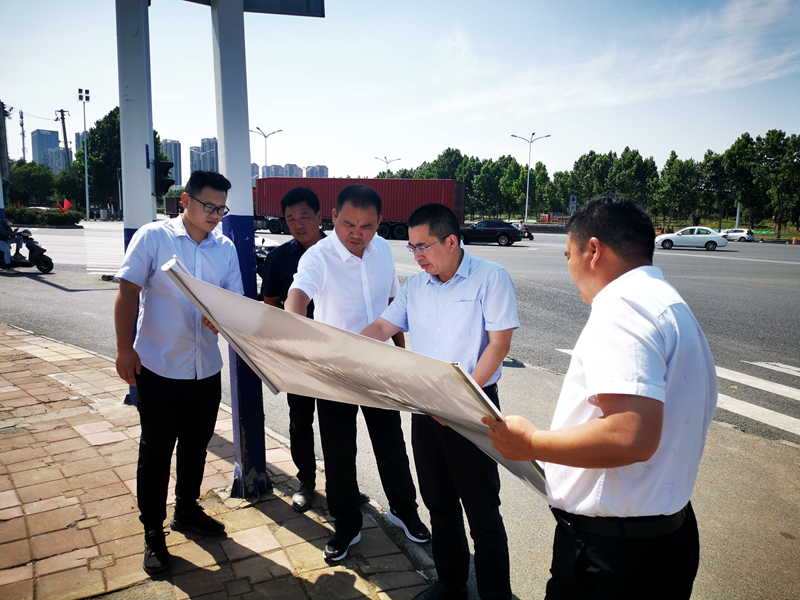 公司黨委書記、董事長錢申春到宿松路快速化改造工程6標(biāo)項(xiàng)目調(diào)研前期工作2